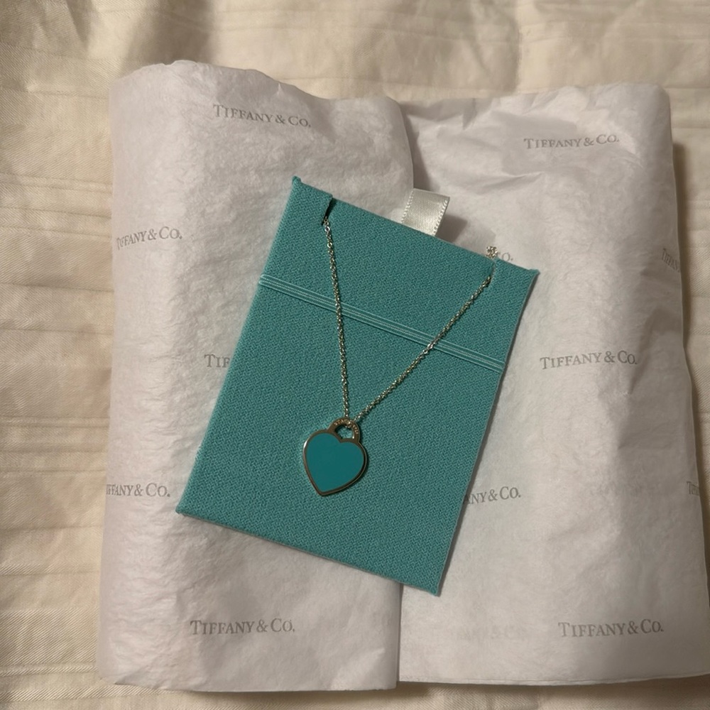 Tiffany blue small heart tag pendant “return to Tiffany”